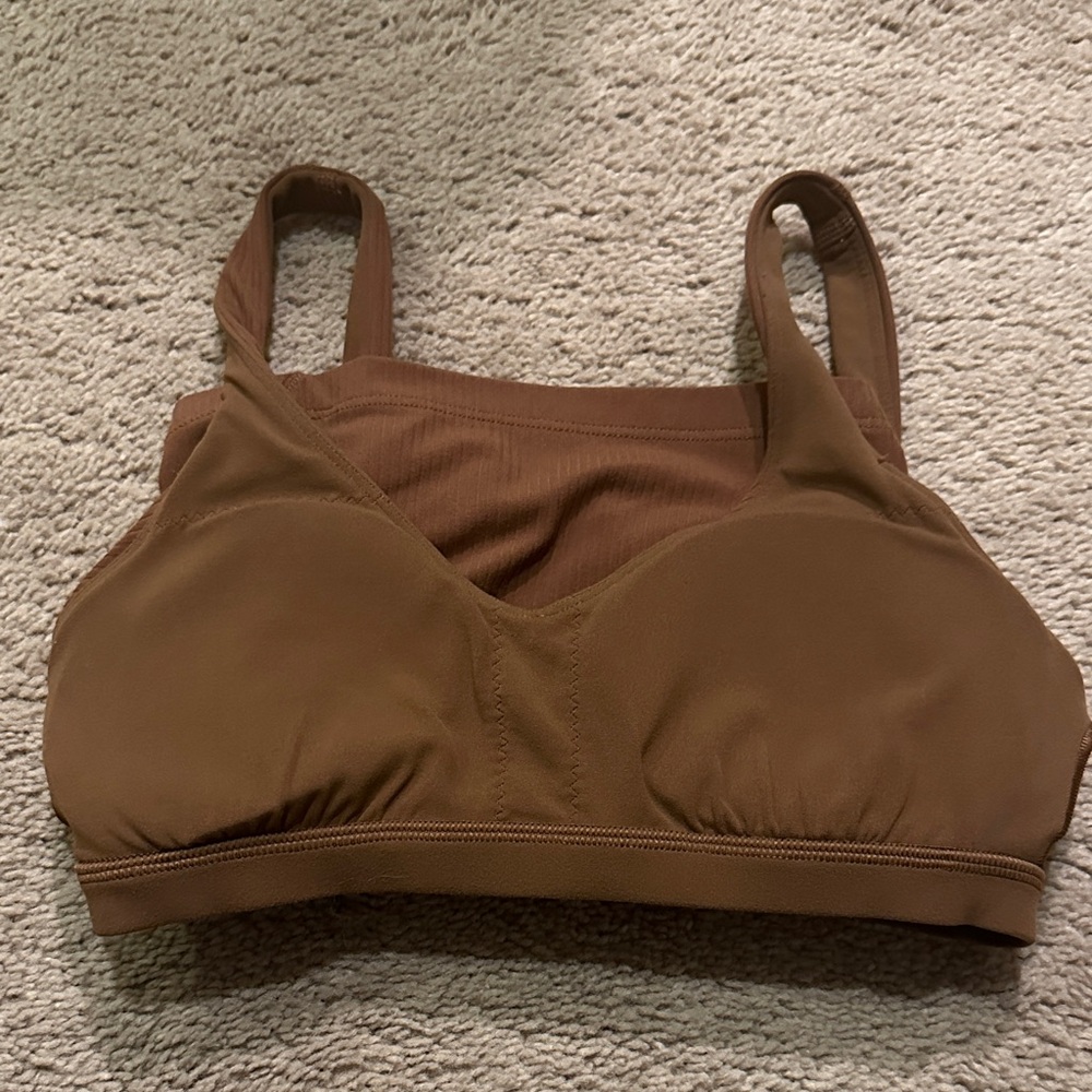 Align Ribbed Tank Top - Picture 3 of 5